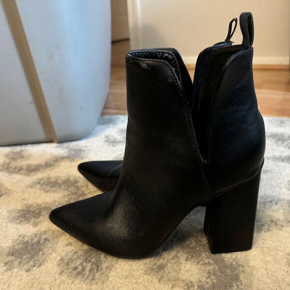 Journee Collection Womens Neima Pointed Toe Block Heel Ankel Bootie - Picture 5 of 5